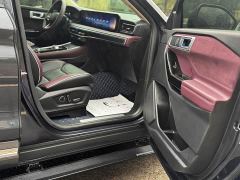 Ford Explorer EcoBoost 285 AWD Titanium 7-Seater - ფოტო 9