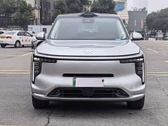 IM Motors Zhiji LS8 66 Ultra Luxury Six-Seater - фото 2