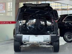Land Rover Defender 110 3.0T P400 Dark Edition - ფოტო 17