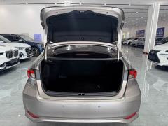 Toyota Corolla 1.2T S-CVT Elite - ფოტო 10