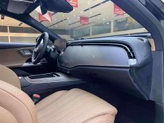 Mercedes-Benz E-Class E 300 L Luxury - photo 11