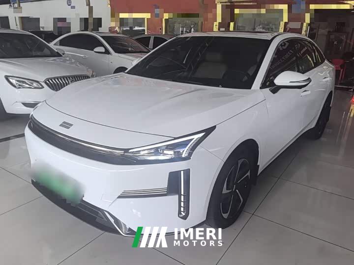 Geely Galaxy L6 125km PLUS Longteng Edition