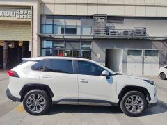 Toyota RAV4 2.0L CVT FWD Fashion Plus - photo 3