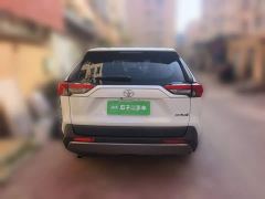 Toyota RAV4 2.0L CVT FWD Style Edition - фото 3