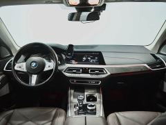 BMW X5 Facelift xDrive 30Li M Sport Premium Package - фото 8