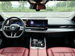 BMW 5 Series 530Li Premier M Sport Package - photo 5