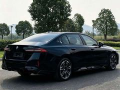 BMW 5 Series 530Li Premier M Sport Package - photo 7