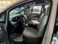 Buick GL8 Luzun Respect Edition - photo 12