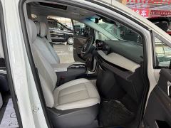 Buick GL8 Luzun Respect Edition - photo 15
