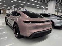 Porsche Taycan - ფოტო 18