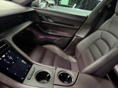 Porsche Taycan - ფოტო 9