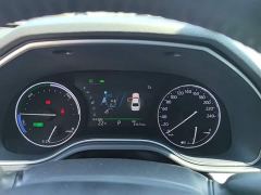Toyota Avalon Hybrid 2.5L Luxury National VI - ფოტო 11