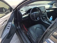 Toyota Avalon Hybrid 2.5L Luxury National VI - ფოტო 15