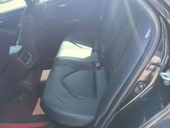Toyota Avalon Hybrid 2.5L Luxury National VI - ფოტო 16