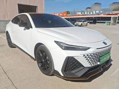 Changan UNI-V 2.0T Sharp Speed Edition - фото 3