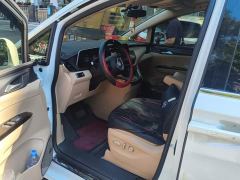 Buick GL8 Land Executive Cabin Advance Edition - фото 9