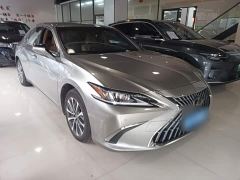 Lexus ES 200 Excellence Edition - photo 3