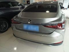 Lexus ES 200 Excellence Edition - photo 5