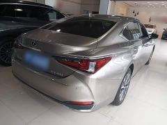 Lexus ES 200 Excellence Edition - photo 6