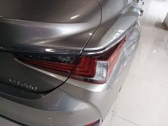 Lexus ES 200 Excellence Edition - photo 7