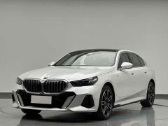 BMW 5 Series 530Li Premier M Sport Package - ფოტო 1