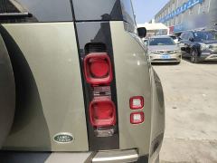 Land Rover Defender 110 3.0T P400 X-DYNAMIC HSE - photo 7