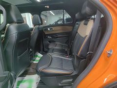 Ford Explorer EcoBoost 285 Kunlun Peak Edition 7-seater - ფოტო 16