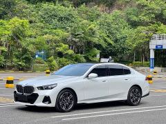 BMW 5 Series 530Li Premier M Sport Package - ფოტო 1