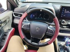 Toyota Crown Venza 2.5L HEV AWD Premier - ფოტო 10