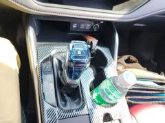 Toyota Crown Venza 2.5L HEV AWD Premier - ფოტო 13