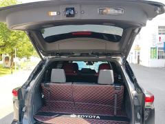 Toyota Crown Venza 2.5L HEV AWD Premier - ფოტო 18