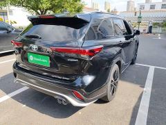 Toyota Crown Venza 2.5L HEV AWD Premier - ფოტო 6