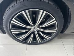 Volvo S90 B5 Smart Luxury Edition - ფოტო 9