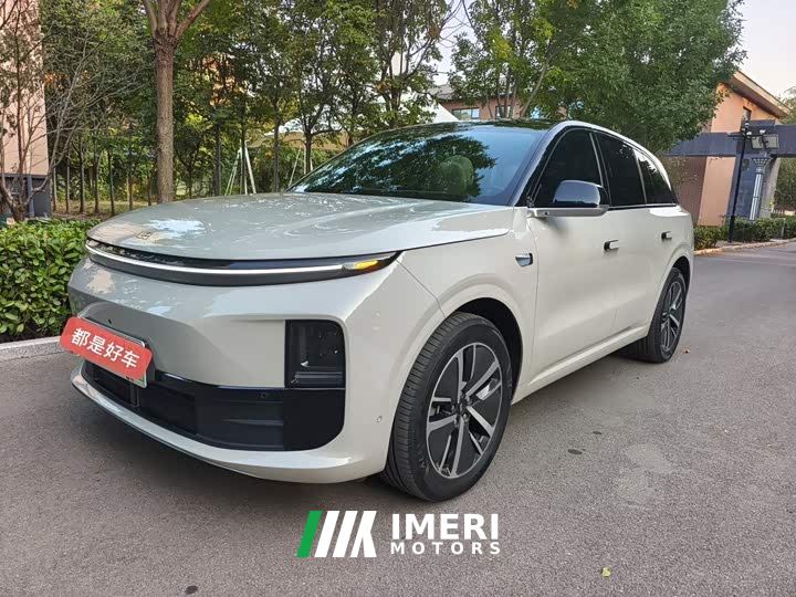 Li Auto L6 Pro - ავტომობილი ჩინეთიდან