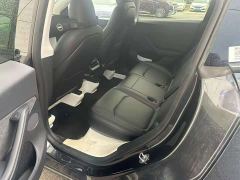Tesla Model Y Rear-Wheel Drive - ფოტო 3