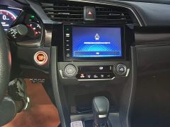 Honda Civic Hatchback 220 Turbo CVT Trendy Control - ფოტო 12