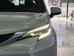 Toyota Sienna 2.5L Hybrid Premium Edition - фото 17