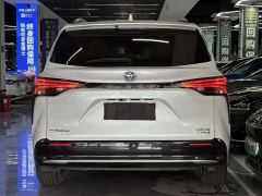 Toyota Sienna 2.5L Hybrid Premium Edition - фото 5