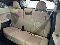 Toyota Sienna 2.5L Hybrid Premium Edition - фото 7