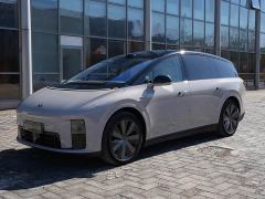 Li Auto i8 Standard Edition - ფოტო 1