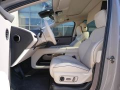 Li Auto i8 Standard Edition - ფოტო 13