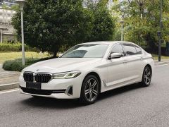 BMW 5 Series 530Li Premier Luxury Package - фото 1