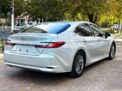 Toyota Camry Hybrid 2.0L HGVP Luxury - фото 4