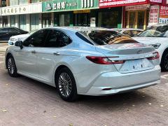 Toyota Camry Hybrid 2.0L HGVP Luxury - фото 6
