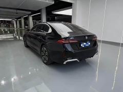 BMW 5 Series 525Li M Sport Package - ფოტო 13
