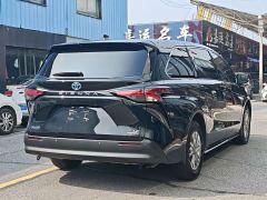 Toyota Sienna 2.5L Hybrid Comfort Edition - фото 10