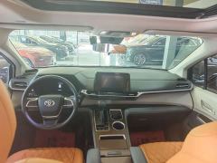 Toyota Sienna 2.5L Hybrid Comfort Edition - фото 5