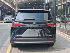 Toyota Sienna 2.5L Hybrid Comfort Edition - фото 9