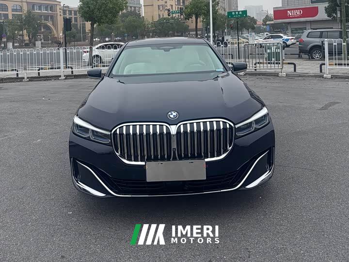 BMW 7 Series 740Li xDrive Executive Luxury Package - автомобиль из Китая