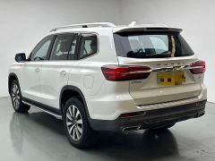 SAIC MG RX8 30T Two-Wheel Drive Elite Flagship - ფოტო 3